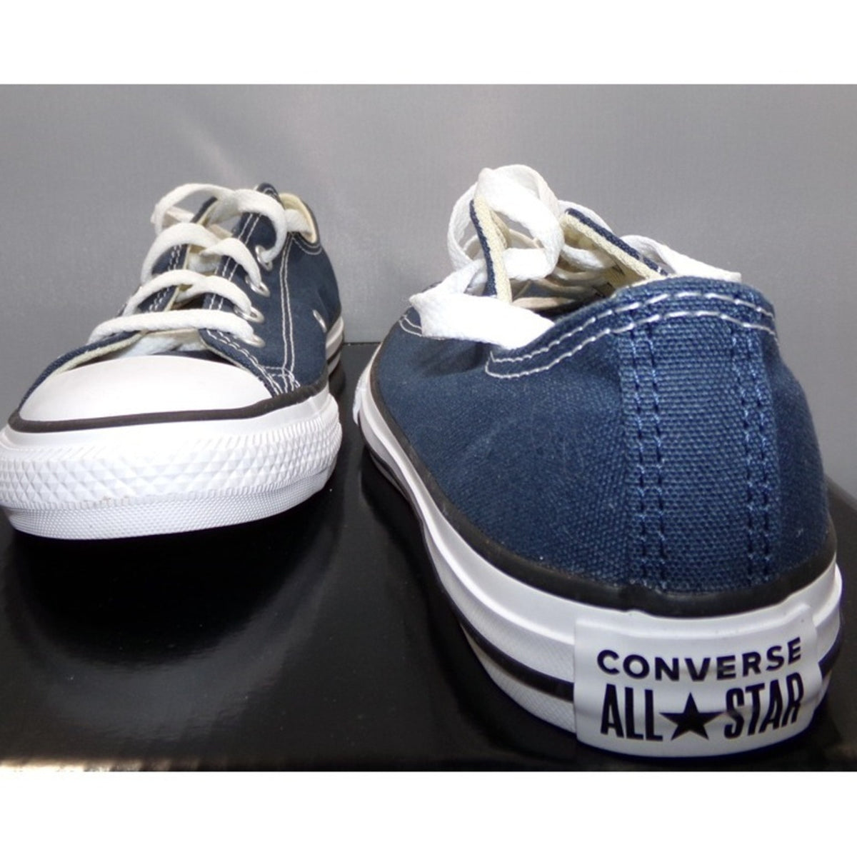 Converse‎ Chuck Taylor All Star Low Top Sneakers Blue Size 2
