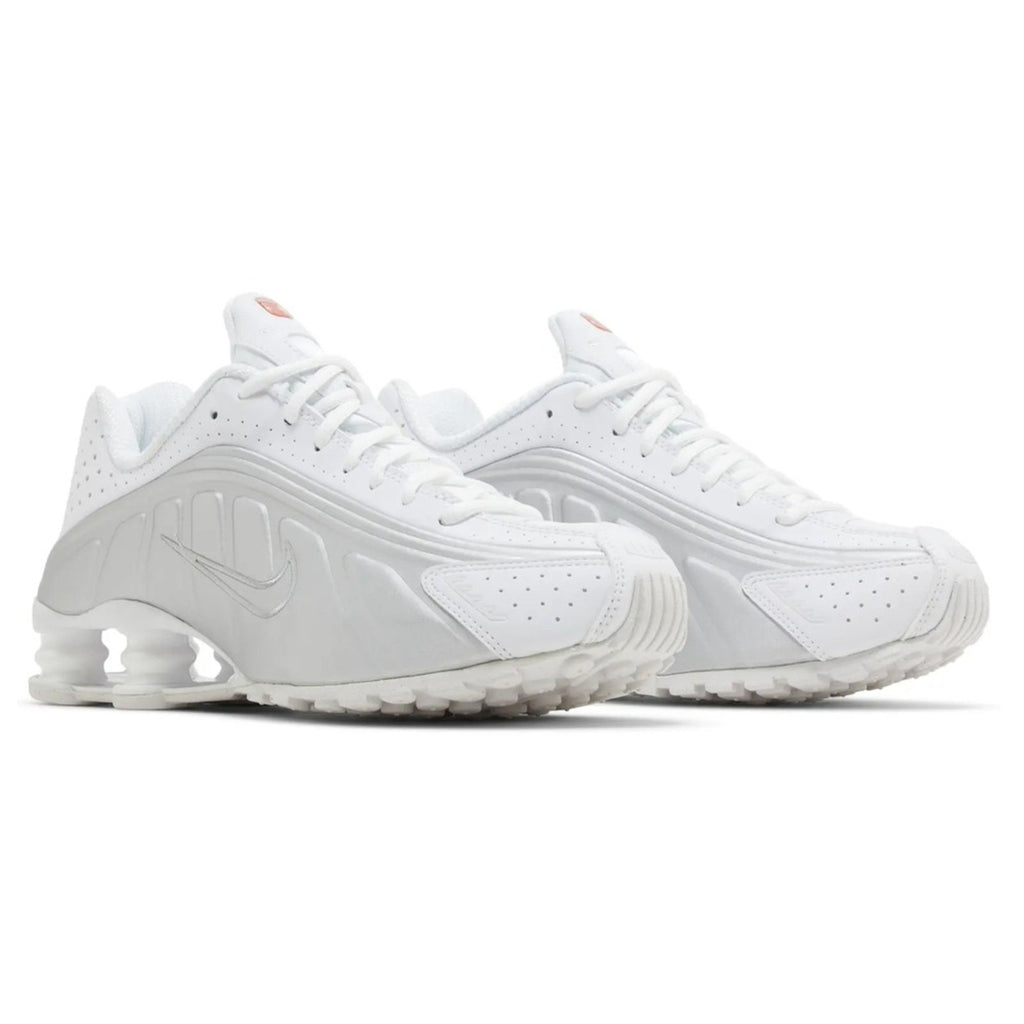 Nike Women Shox R4 White Bright Crimson Metallic Silver AR3565-101 Size 7