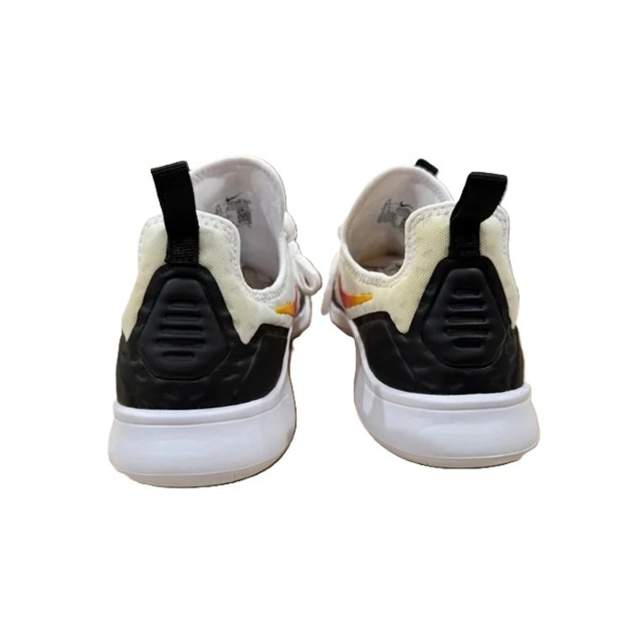 Nike Women's Free TR 8 Training and Running Sneakers 942888-008, Size US 6‎