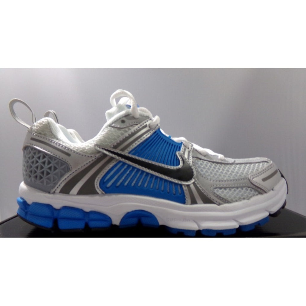 Nike‎ Vomero 5 Sneaker Big Kids, Size 4