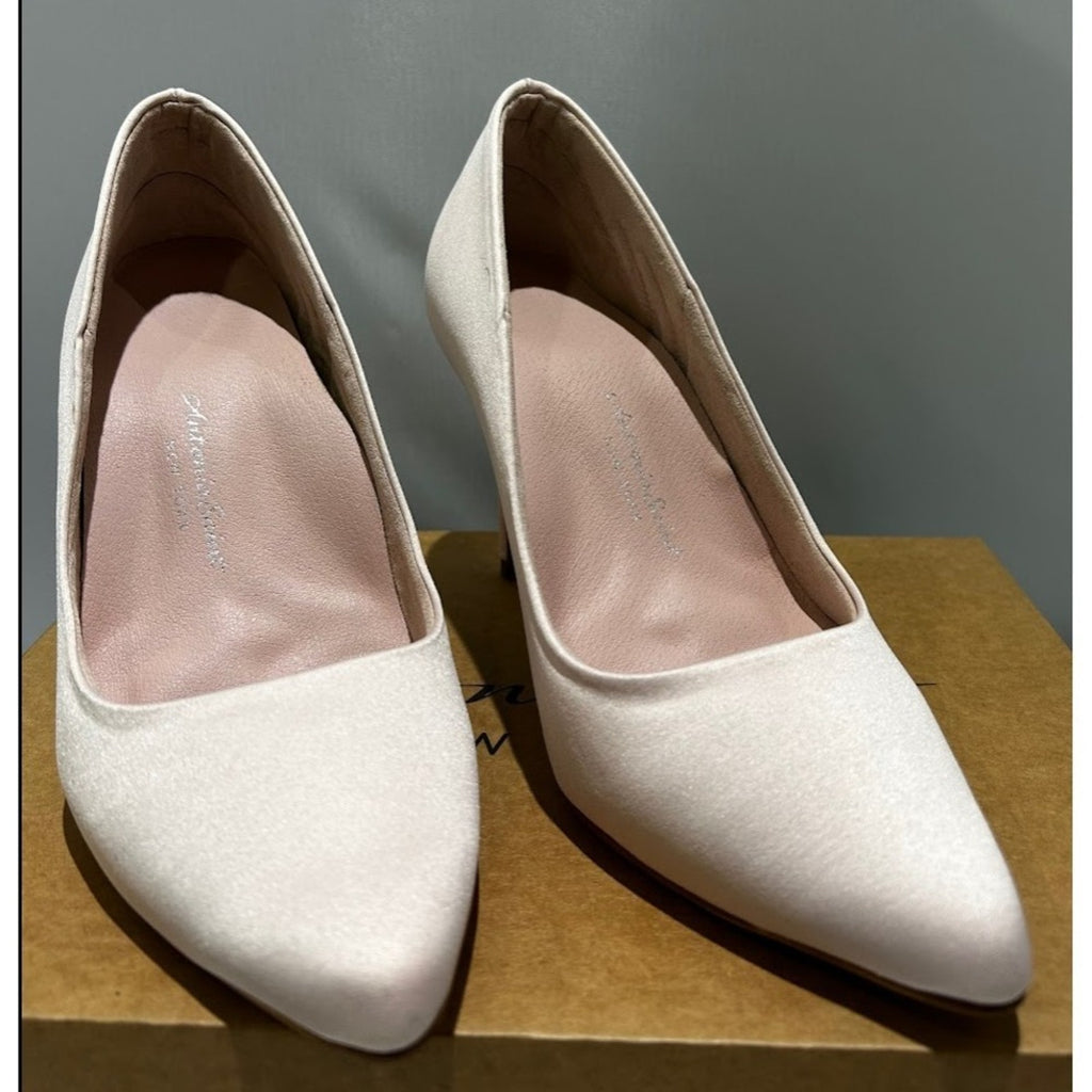 Antonia Saint NY Victoria Pumps Heel 3.0 Soft Pink Satin, Size 6.5