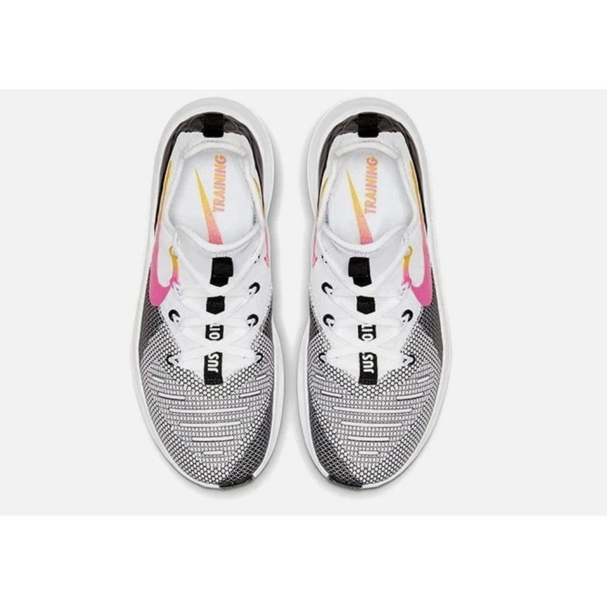 Nike Women's Free TR 8 Training and Running Sneakers 942888-008, Size US 6‎