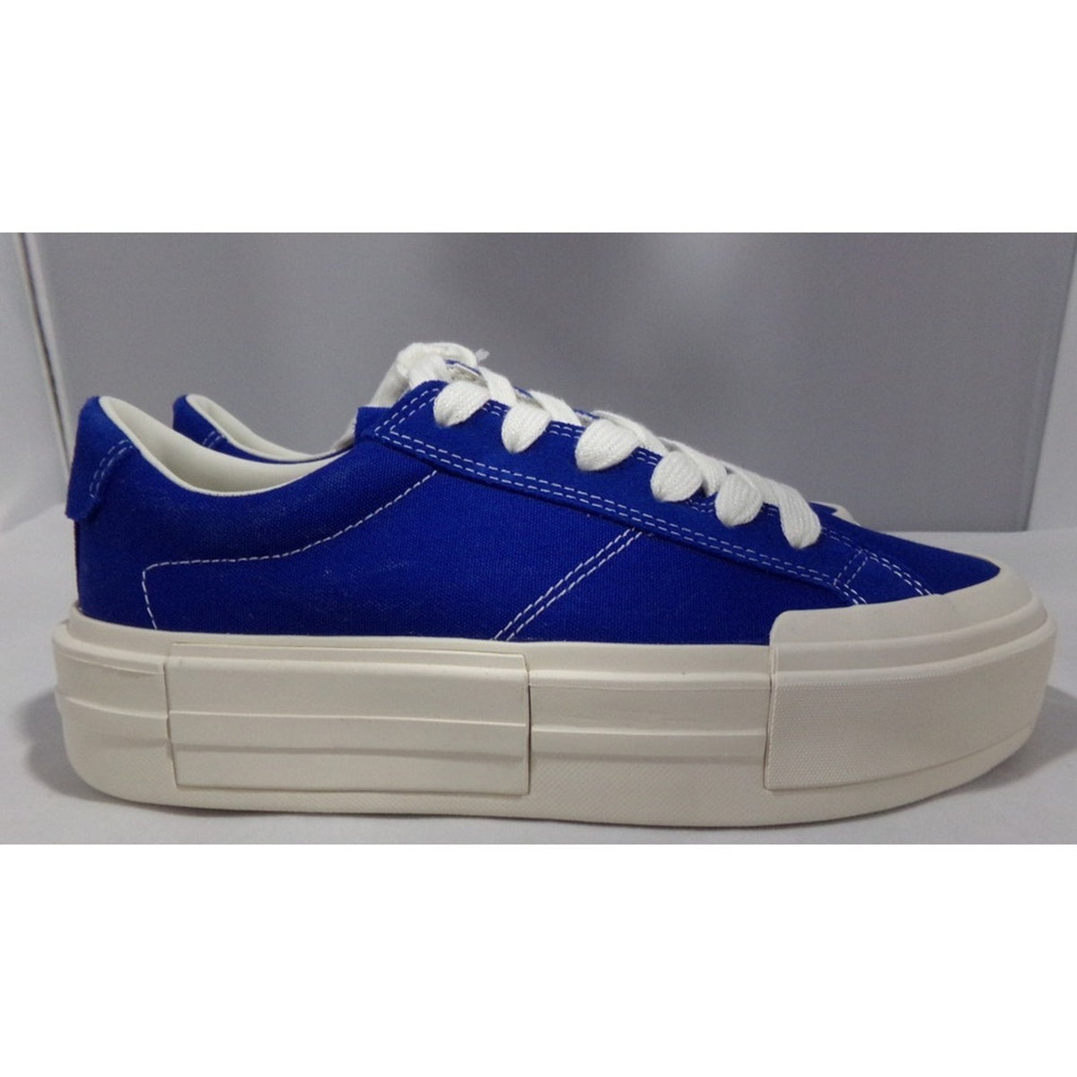 Converse‎ Chuck Taylor All Star Cruise Low-Top Sneakers Royal Blue, Size 9