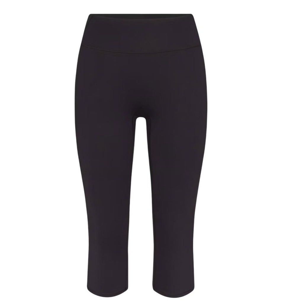 Nike x Skims Matte Crop Legging Obsidian blac3X LEG-LEG-9884W 17 Inch Inseam