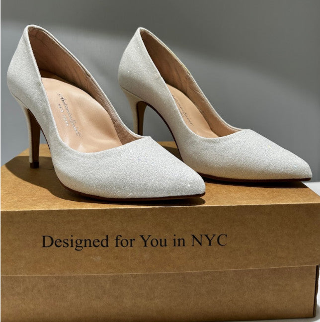 Antonia Saint NY Victoria Heel 30MM White Glitter Pointed Toe Pump Womens Size 8