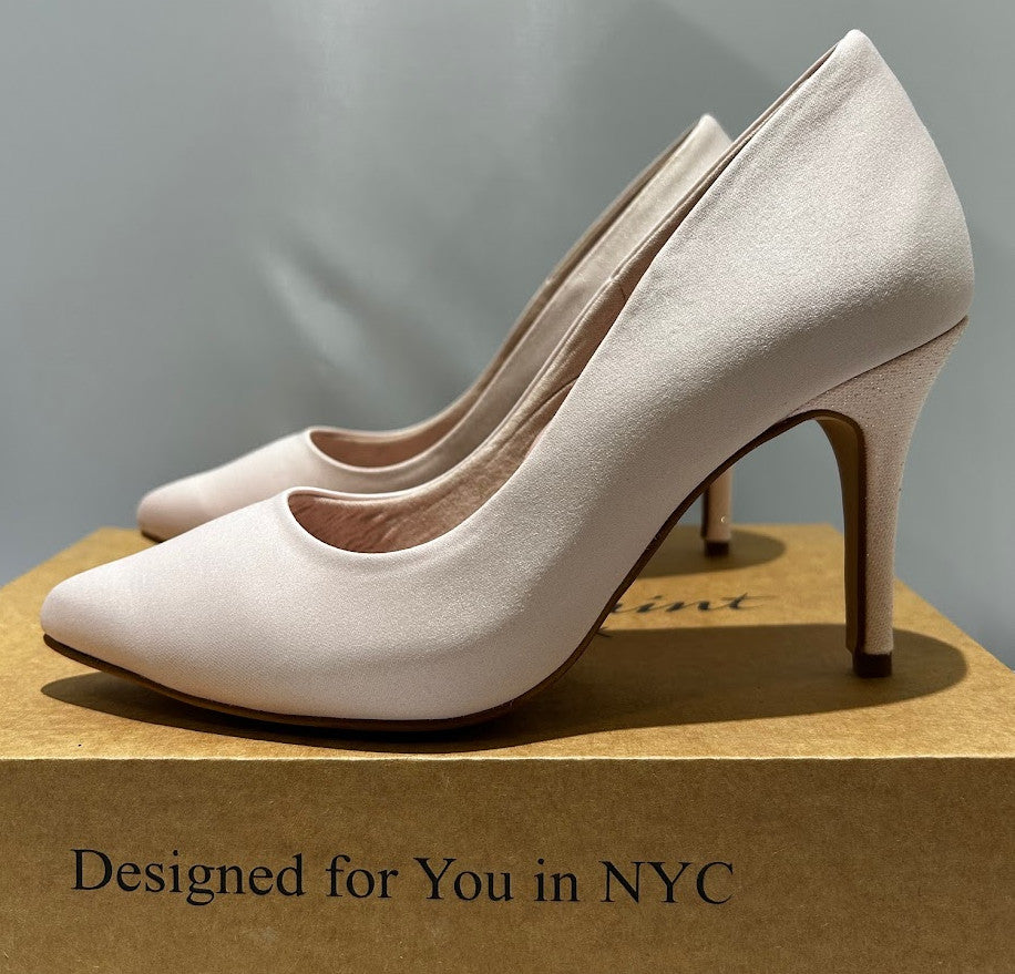 Antonia Saint NY Victoria Pumps Heel 3.0 Soft Pink Satin, Size 7