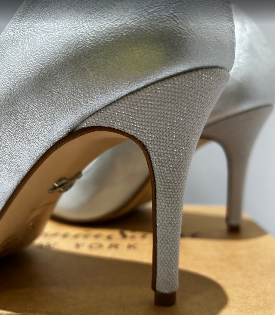 Antonia Saint NY Victoria Hello 3.0 Silver Metallic, Size 9