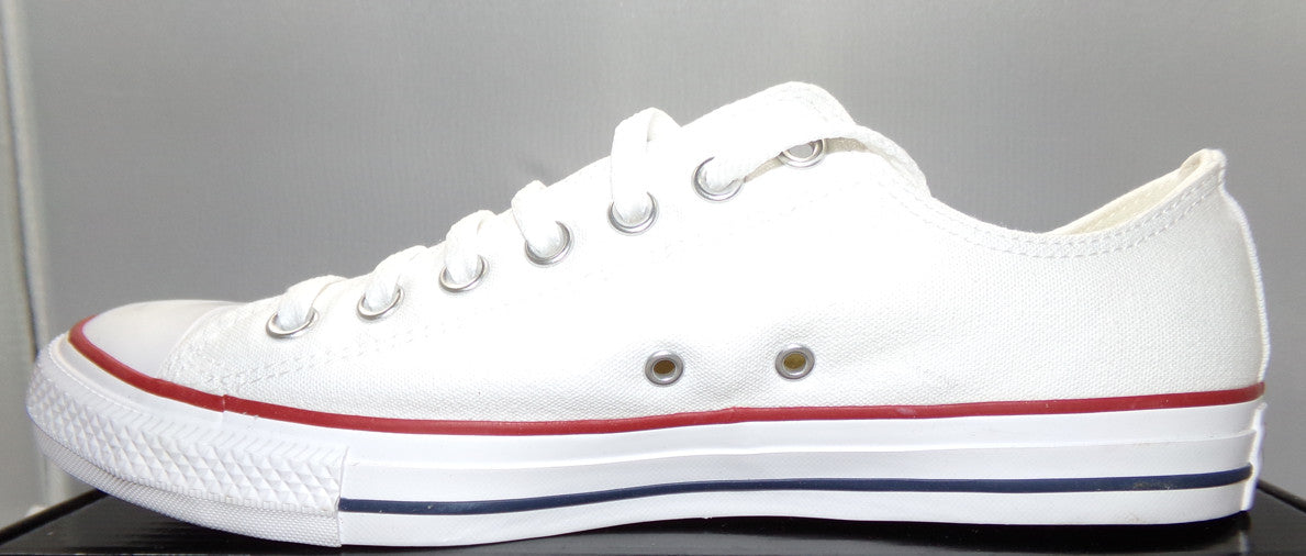 Converse Chuck Taylor All Star Classic Low Top sneaker in Optical White Size 9.5