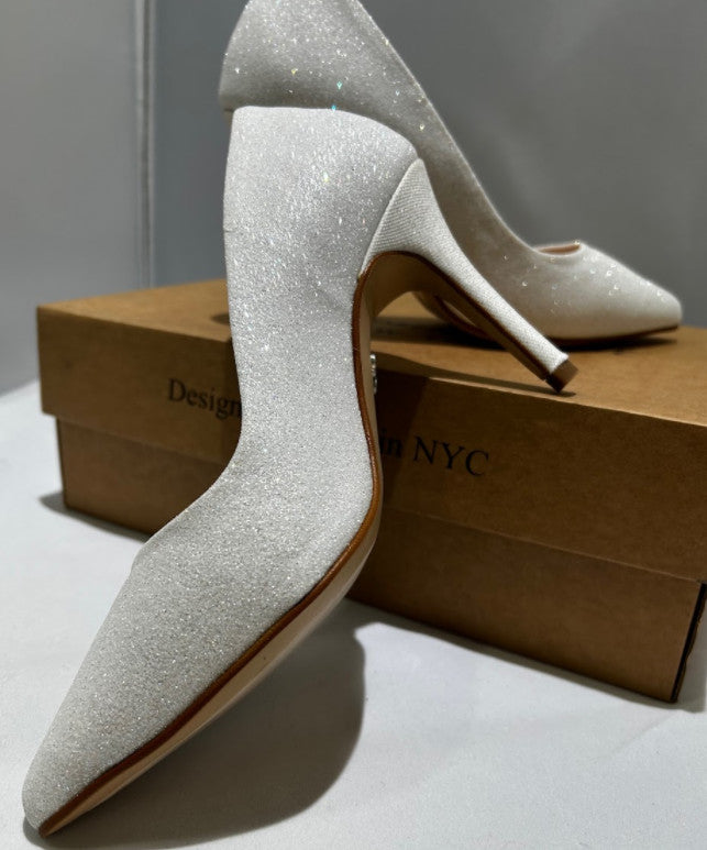Antonia Saint NY Victoria Heel 30MM White Glitter Pointed Toe Pump Womens Size 8