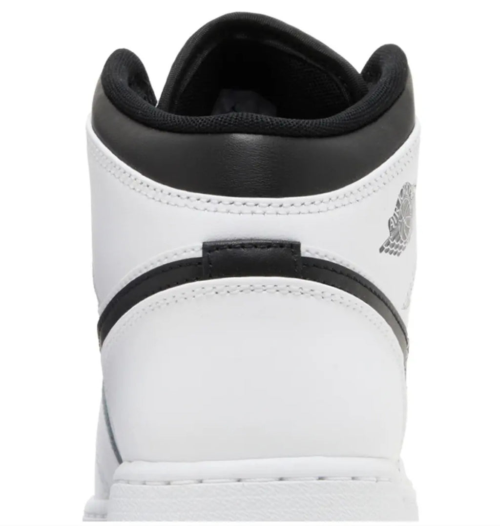 Nike Air Jordan 1 Mid GS 'White Black' DQ8423-132 Size US 6.5Y