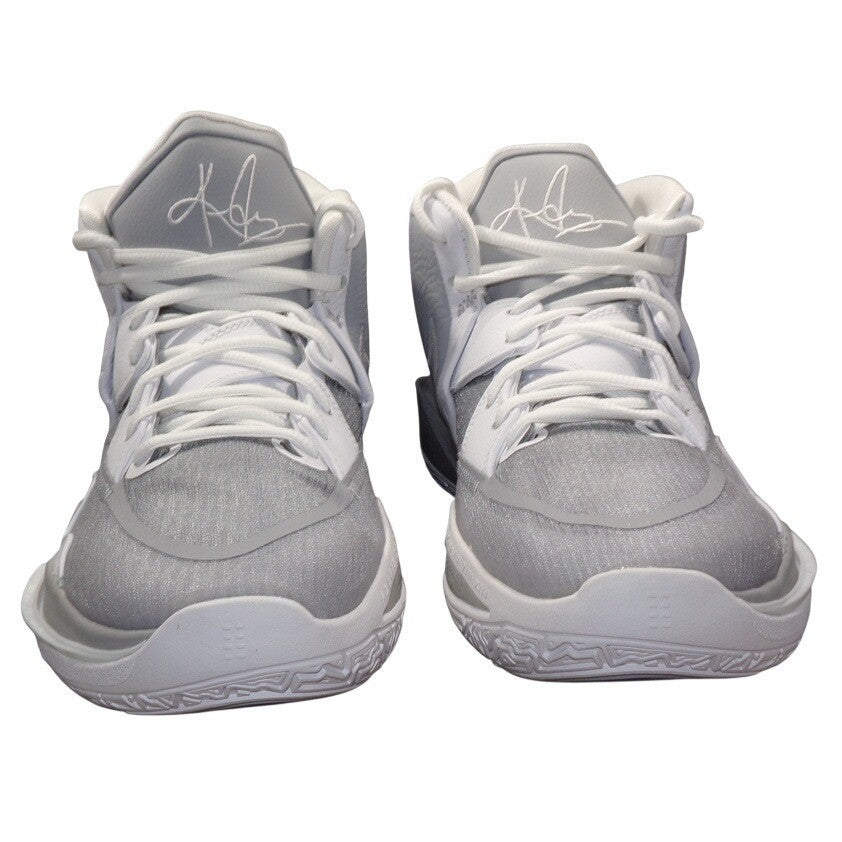 NIke Men's Kyrie Flytrap #6 Size 12